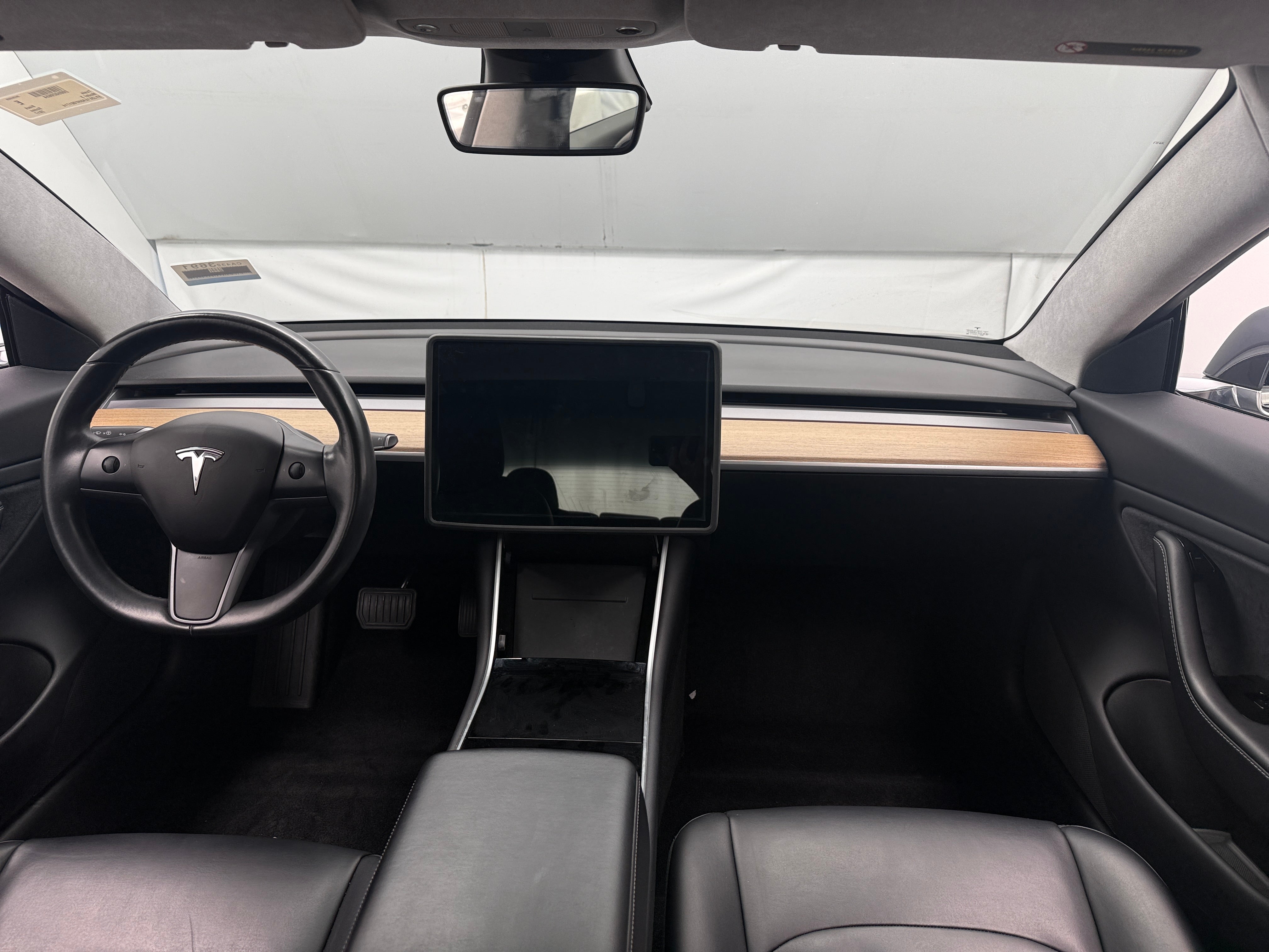 tesla model 3 2017 5YJ3E1EA5HF001714 image tesla model 3 2017 5YJ3E1EA5HF001714 image